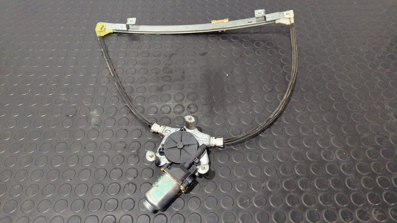 Recambio de ELEVALUNAS DELANTERO DERECHO para RENAULT CLIO II FASE II (B/CB0) Authentique K9K B7 referencia OEM IAM 117312 - BLANCO 2