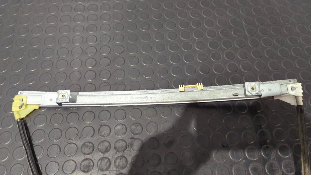 Recambio de ELEVALUNAS DELANTERO DERECHO para RENAULT CLIO II FASE II (B/CB0) Authentique K9K B7 referencia OEM IAM 117312 - BLANCO 6