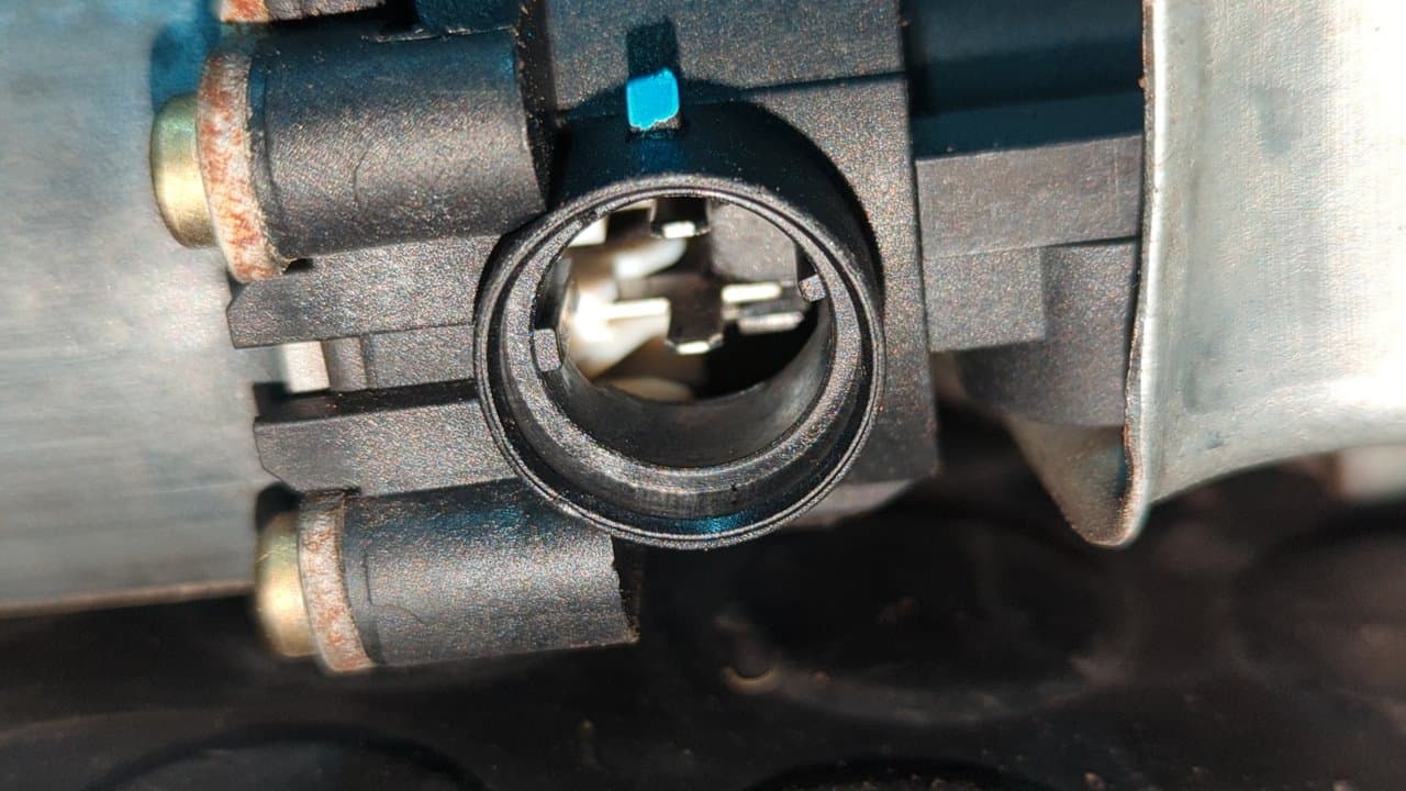 Recambio de ELEVALUNAS DELANTERO DERECHO para RENAULT CLIO II FASE II (B/CB0) Authentique K9K B7 referencia OEM IAM 117312 - BLANCO 7
