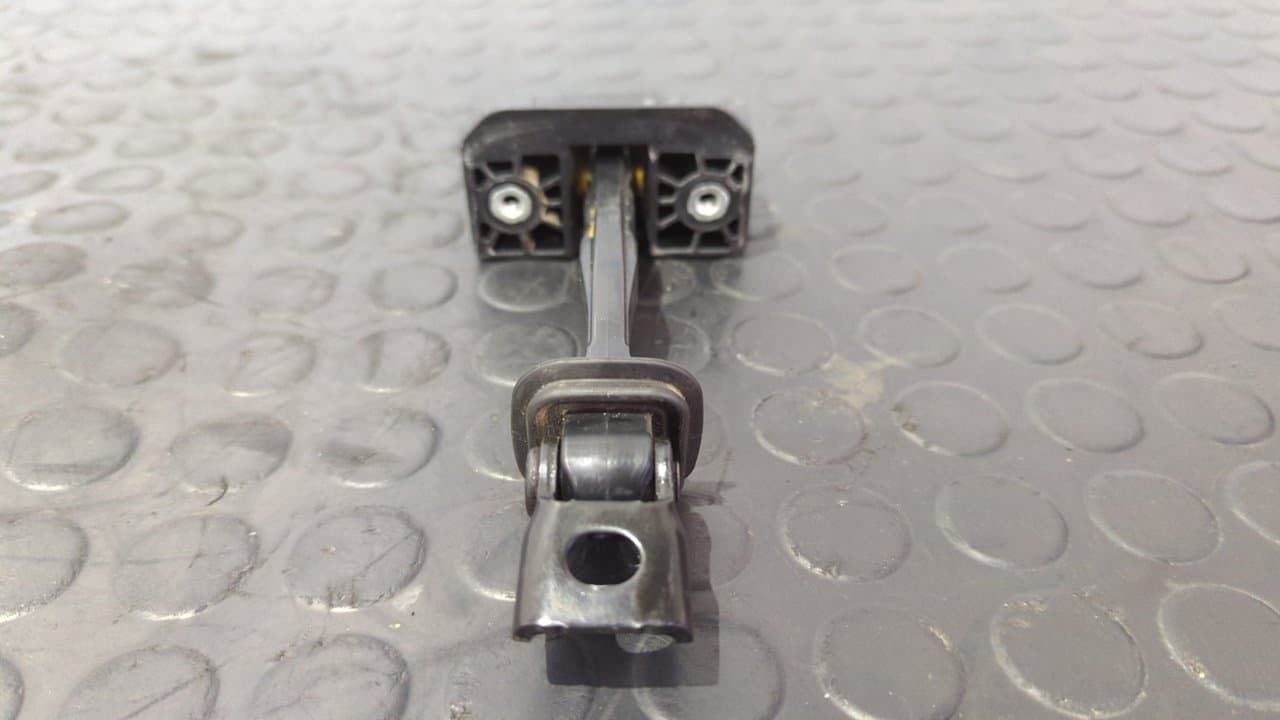 Recambio de RETENEDOR PUERTA DERECHA para BMW SERIE 4 COUPE (F32) 420d N47D20C referencia OEM IAM 7284427 - GRIS 3