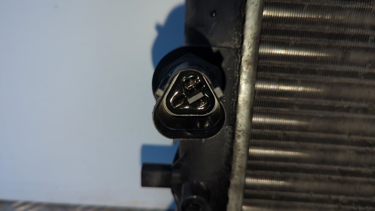 Recambio de RADIADOR AGUA para VOLKSWAGEN GOLF IV VARIANT (1J5) Highline AHF referencia OEM IAM 1J0121253N - GRIS 3