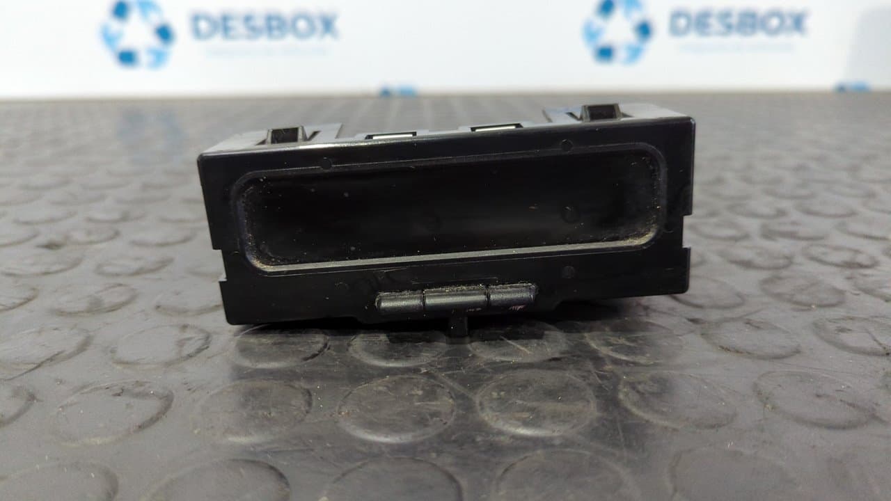 Recambio de PANTALLA MULTIFUNCION para RENAULT MEGANE II BERLINA 3P Confort Authentique K4M760 referencia OEM IAM 8200107839 - AZUL