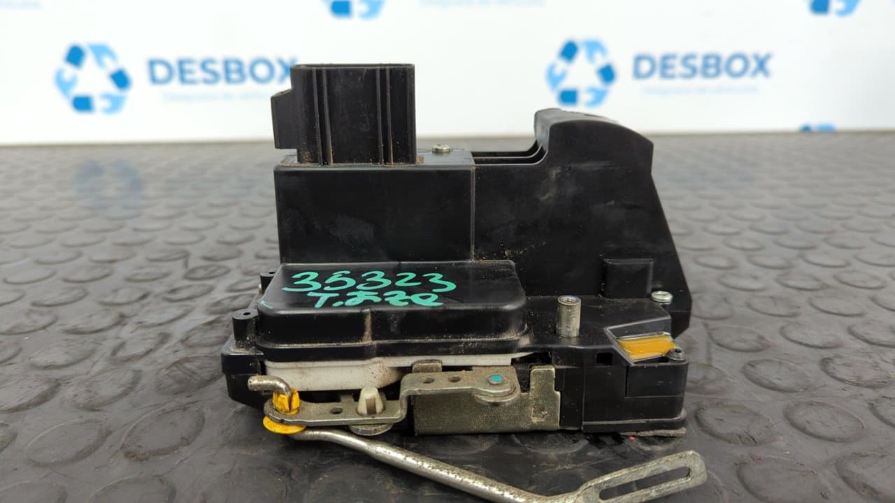 Recambio de CERRADURA PUERTA TRASERA IZQUIERDA para FORD FUSION (CBK) + F6JA referencia OEM IAM   - BLANCO