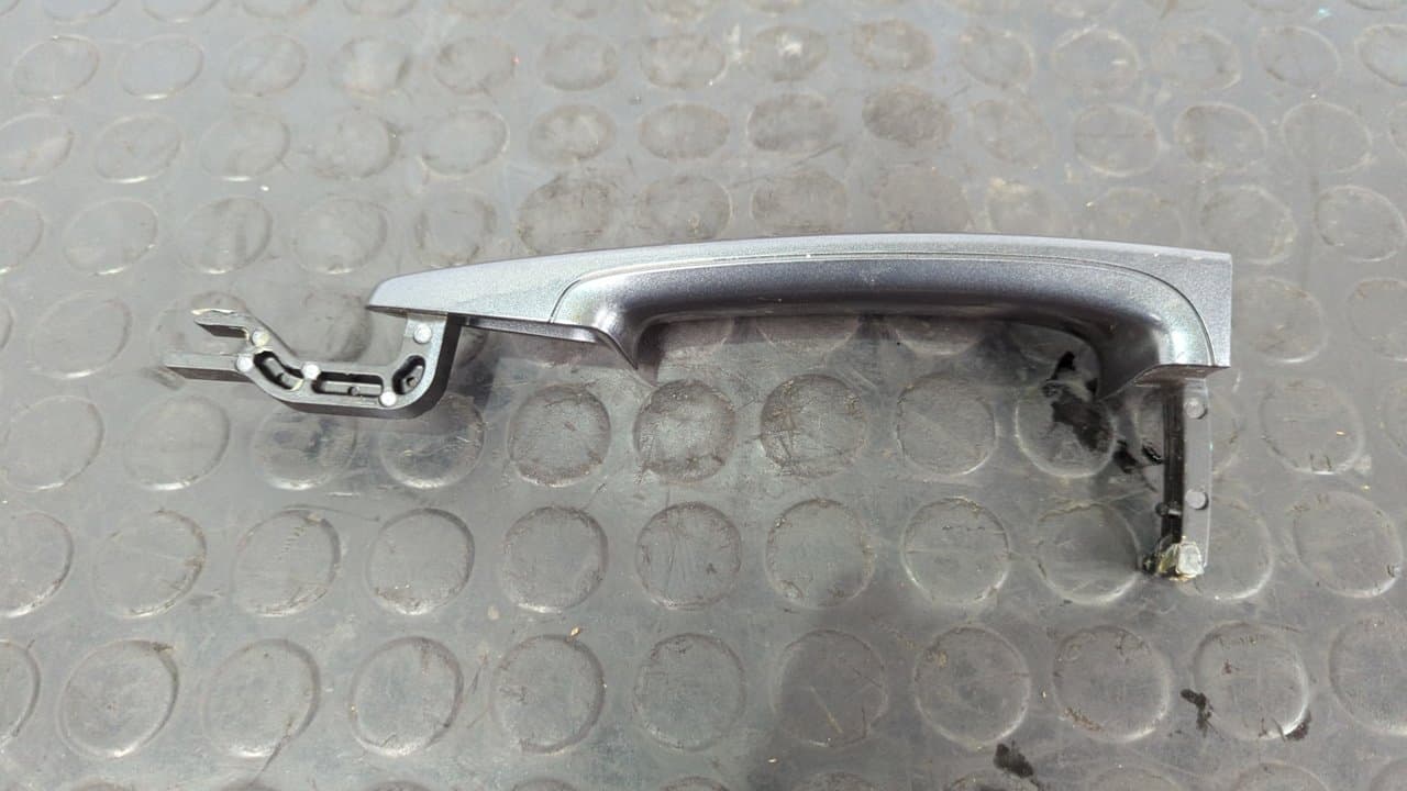 Recambio de MANETA DELANTERA IZQUIERDA para BMW SERIE 4 COUPE (F32) 420d N47D20C referencia OEM IAM E9XL3 - GRIS 4