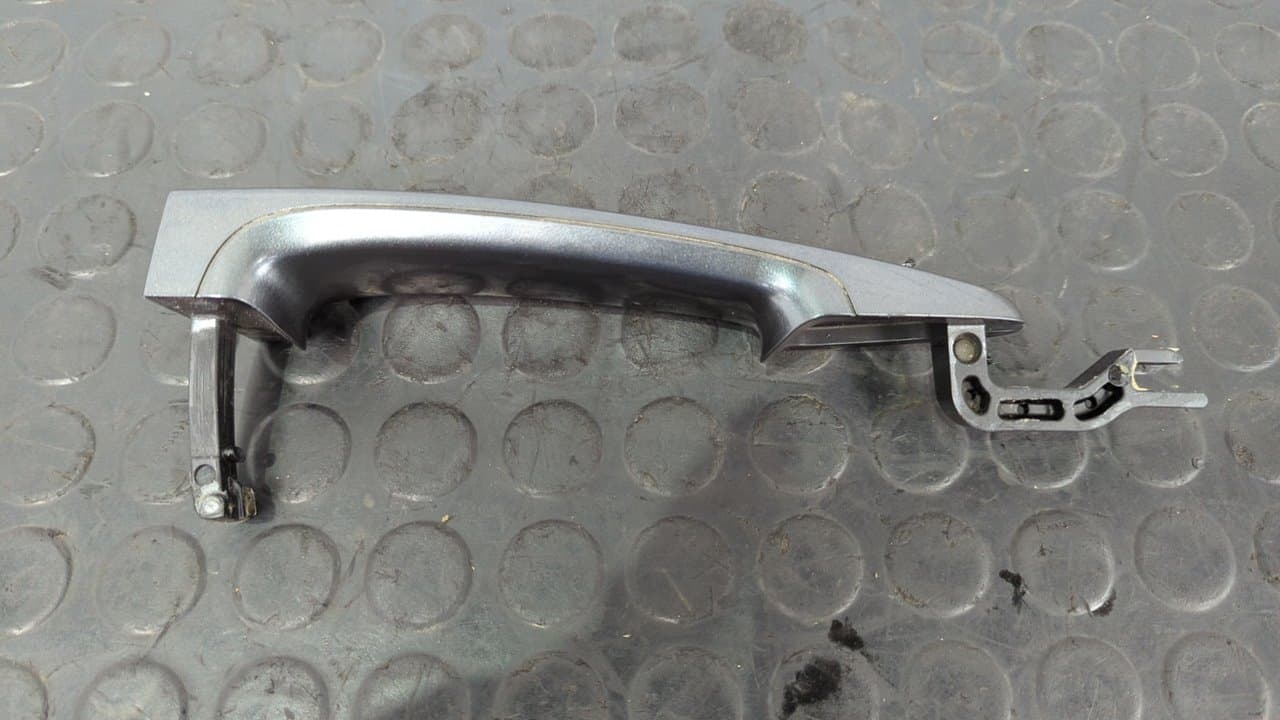 Recambio de MANETA DELANTERA IZQUIERDA para BMW SERIE 4 COUPE (F32) 420d N47D20C referencia OEM IAM E9XL3 - GRIS 2