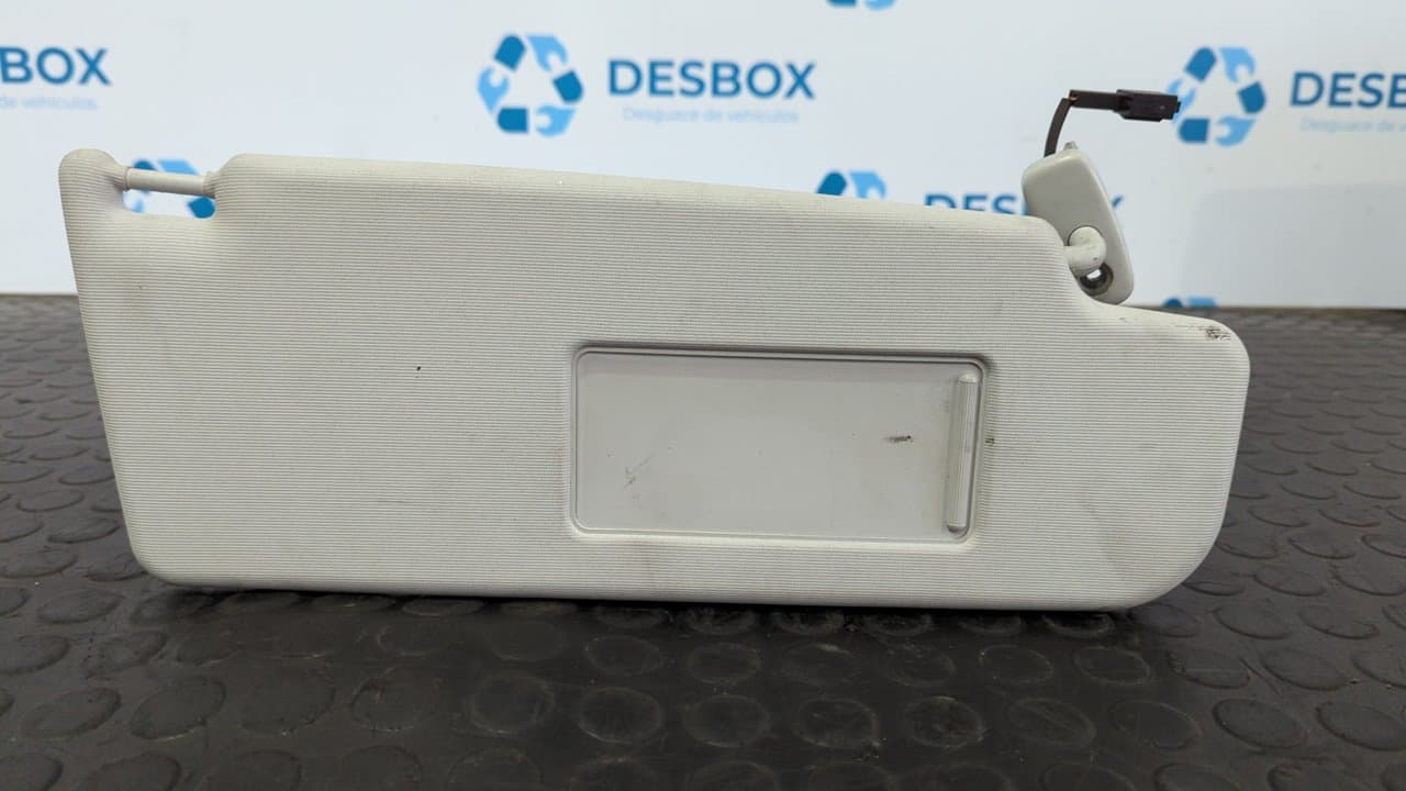 Recambio de PARASOL DERECHO para SEAT LEON (1P1) Sport BLS referencia OEM IAM 6Q0857552E - BLANCO
