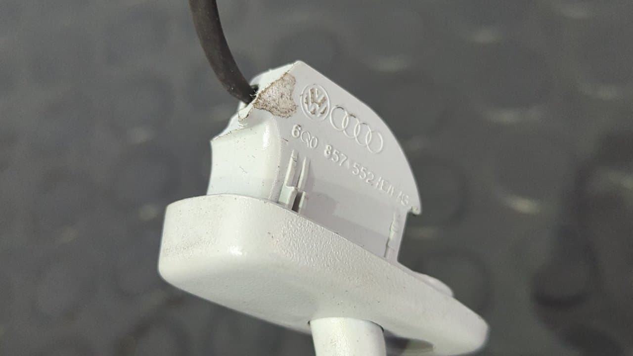 Recambio de PARASOL DERECHO para SEAT LEON (1P1) Sport BLS referencia OEM IAM 6Q0857552E - BLANCO 4