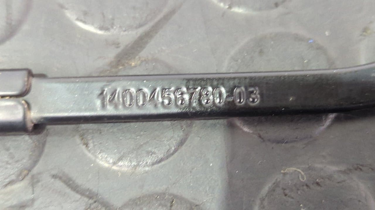Recambio de BRAZO LIMPIA DELANTERO DERECHO para FIAT SCUDO FURGÓN (272) 10 Comfort L1H1 120 Multijet RH02 referencia OEM IAM 140045678003 - BLANCO 4