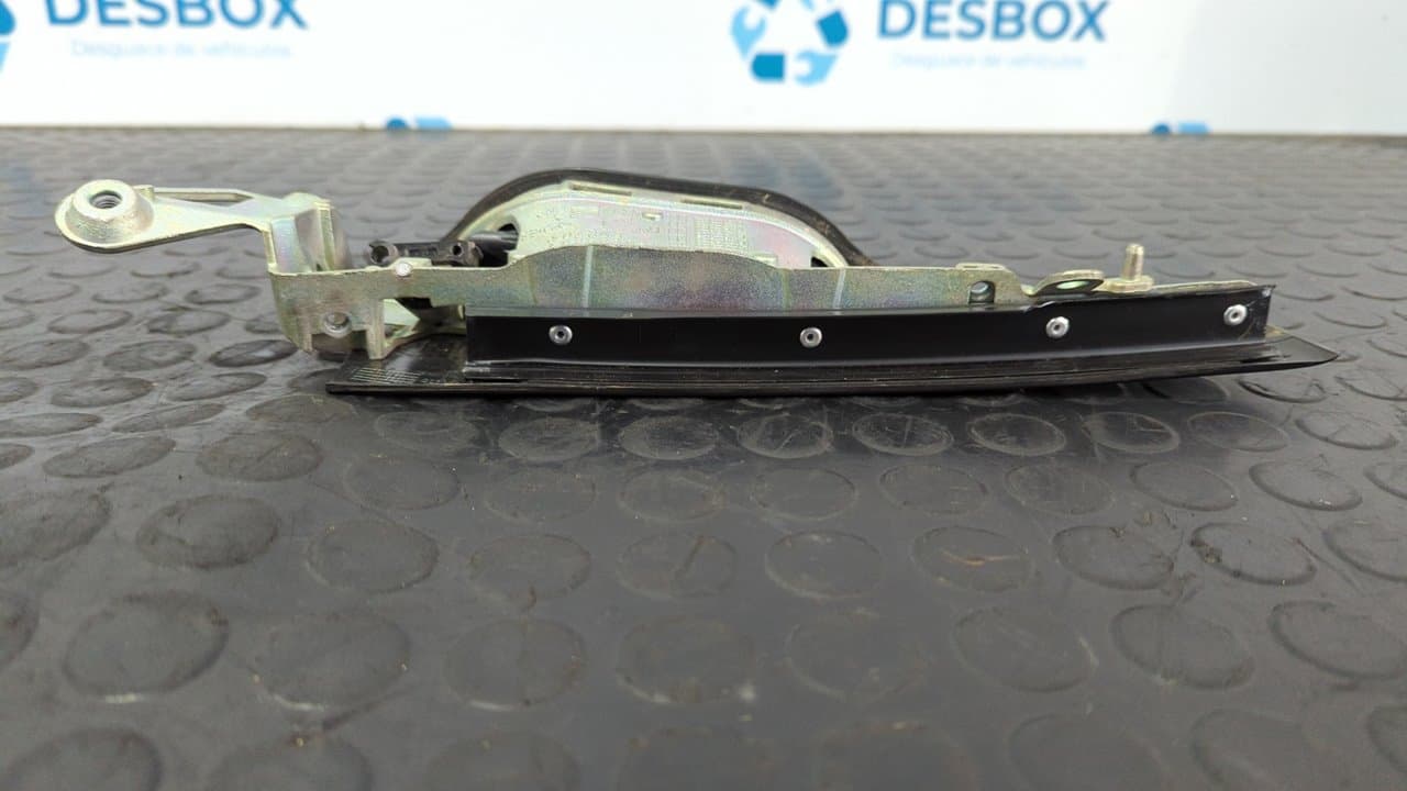 Recambio de MANETA  TRASERA IZQUIERDA para SEAT LEON (1P1) Reference CAYC referencia OEM IAM 1P0839205 - BLANCO 2