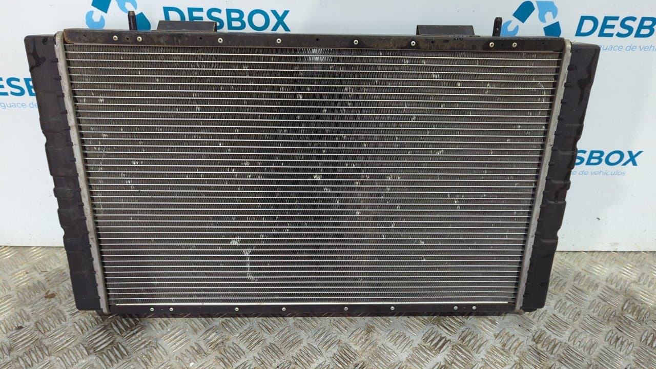 Recambio de RADIADOR AGUA para LAND ROVER DEFENDER 2.5 L 2.5L50 KW referencia OEM IAM NISSENS 64018 - BLANCO 5