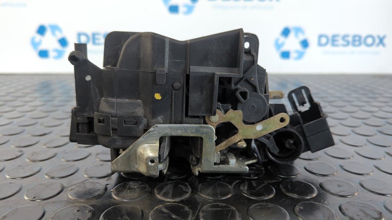 Recambio de CERRADURA PUERTA DELANTERA DERECHA para MERCEDES-BENZ CLASE CLK (W208) COUPE 230 Compressor (208.347) M111975 referencia OEM IAM 2087200435 - AZUL 6