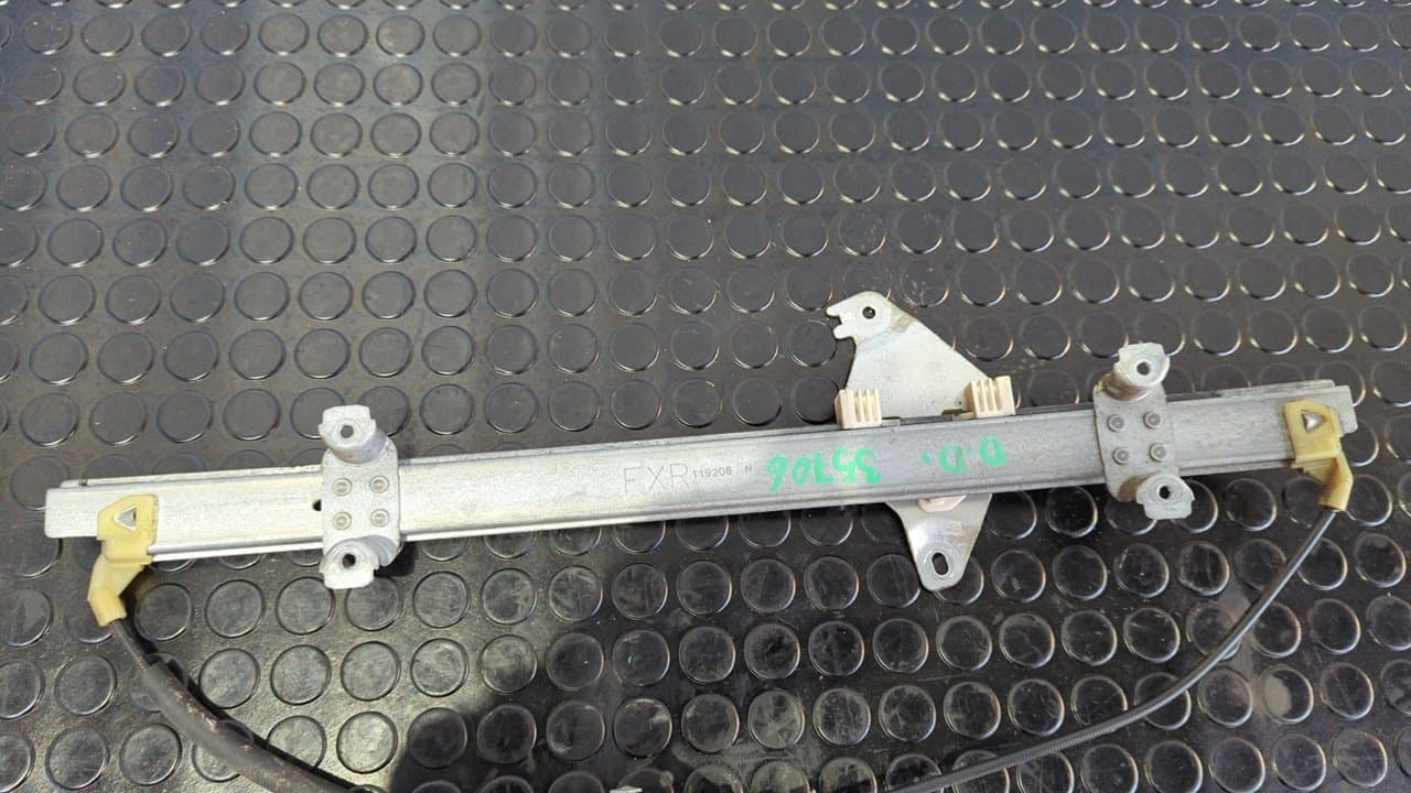 Recambio de ELEVALUNAS DELANTERO DERECHO para NISSAN NOTE (E11E) Acenta K9K276 referencia OEM IAM 119208 - NEGRO 3