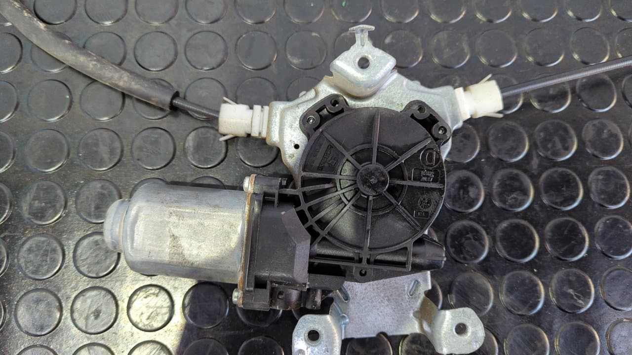 Recambio de ELEVALUNAS DELANTERO DERECHO para NISSAN NOTE (E11E) Acenta K9K276 referencia OEM IAM 119208 - NEGRO 4