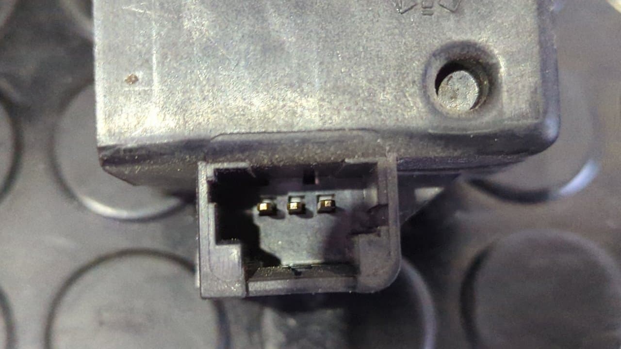 Recambio de CERRADURA MALETERO / PORTON para PEUGEOT 307 BERLINA (S2) 1.6 16V CAT NFUTU5JP4 referencia OEM IAM 9633089280 - GRIS 3