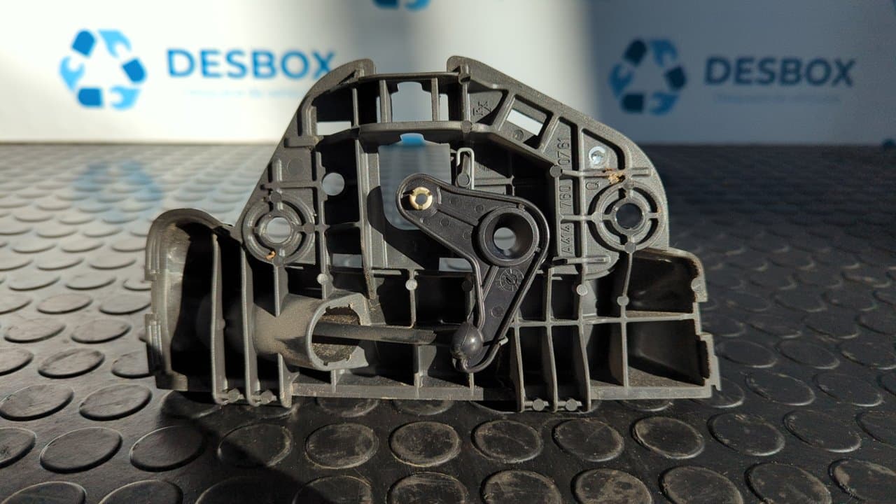 Recambio de MANETA INTERIOR LATERAL IZQUIERDA para MERCEDES-BENZ VANEO (W414) FURGONETA COMPACTA CDI (414.700) OM668914 referencia OEM IAM A4147600761 - AZUL 2
