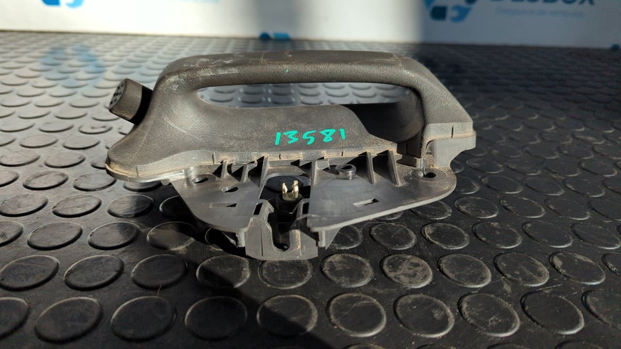 Recambio de MANETA INTERIOR LATERAL IZQUIERDA para MERCEDES-BENZ VANEO (W414) FURGONETA COMPACTA CDI (414.700) OM668914 referencia OEM IAM A4147600761 - AZUL 3