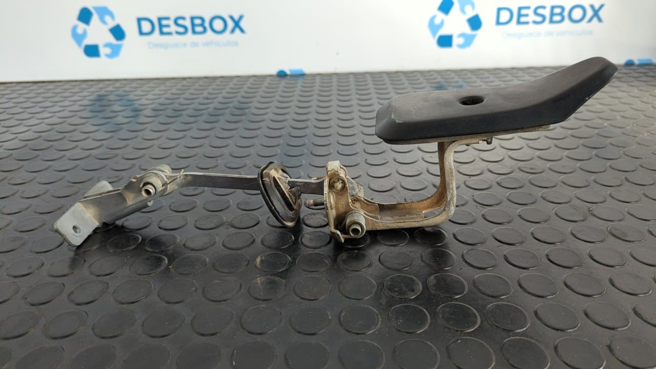 Recambio de RETENEDOR PUERTA IZQUIERDA  para DACIA DOKKER Ambiance K9K 626 referencia OEM IAM 7700308157E - BLANCO 2