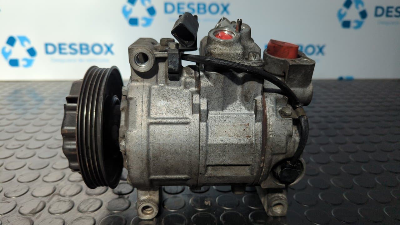Recambio de COMPRESOR AIRE ACONDICIONADO para AUDI A6 BERLINA (4B2) 2.5 TDI AKE referencia OEM IAM 4471709380 - AZUL