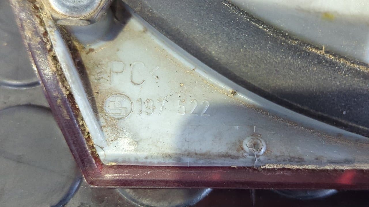 Recambio de PILOTO PORTON DERECHO para MERCEDES-BENZ CLASE E (W210) FAMILIAR 300 Turbodiesel (210.225) OM606962 referencia OEM IAM A2108201064 - VERDE 5