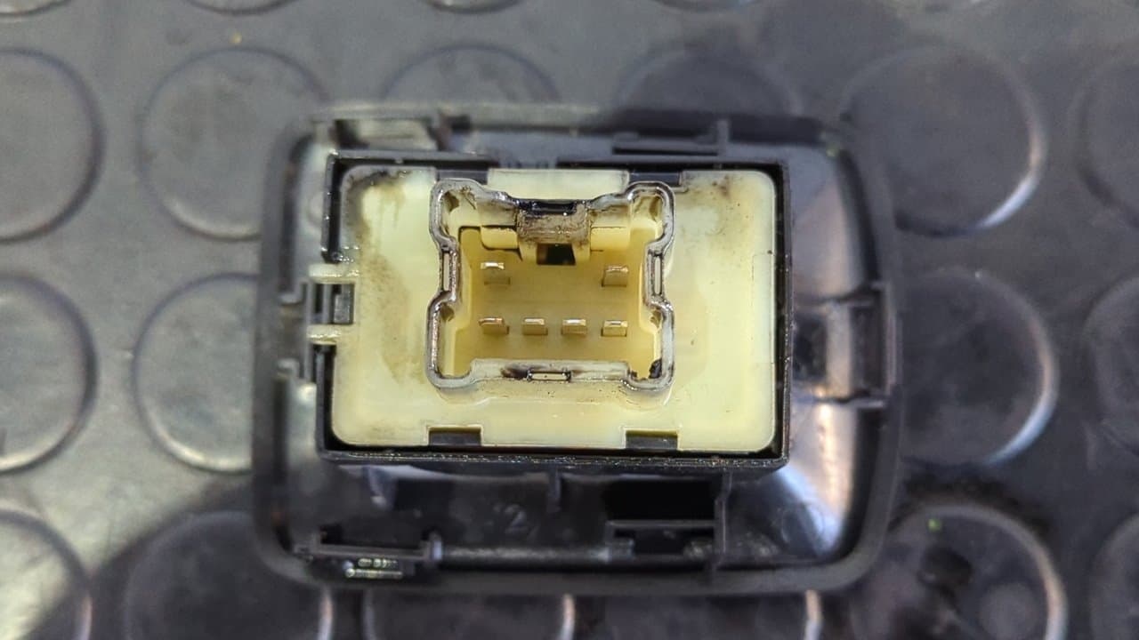 Recambio de MANDO ELEVALUNAS DELANTERO DERECHO para DACIA DOKKER Ambiance K9K 626 - BLANCO 5