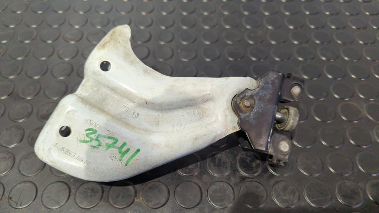 Recambio de SOPORTE GUIA PATIN INFERIOR para DACIA DOKKER Ambiance K9K 626 referencia OEM IAM 745967497R - BLANCO 3