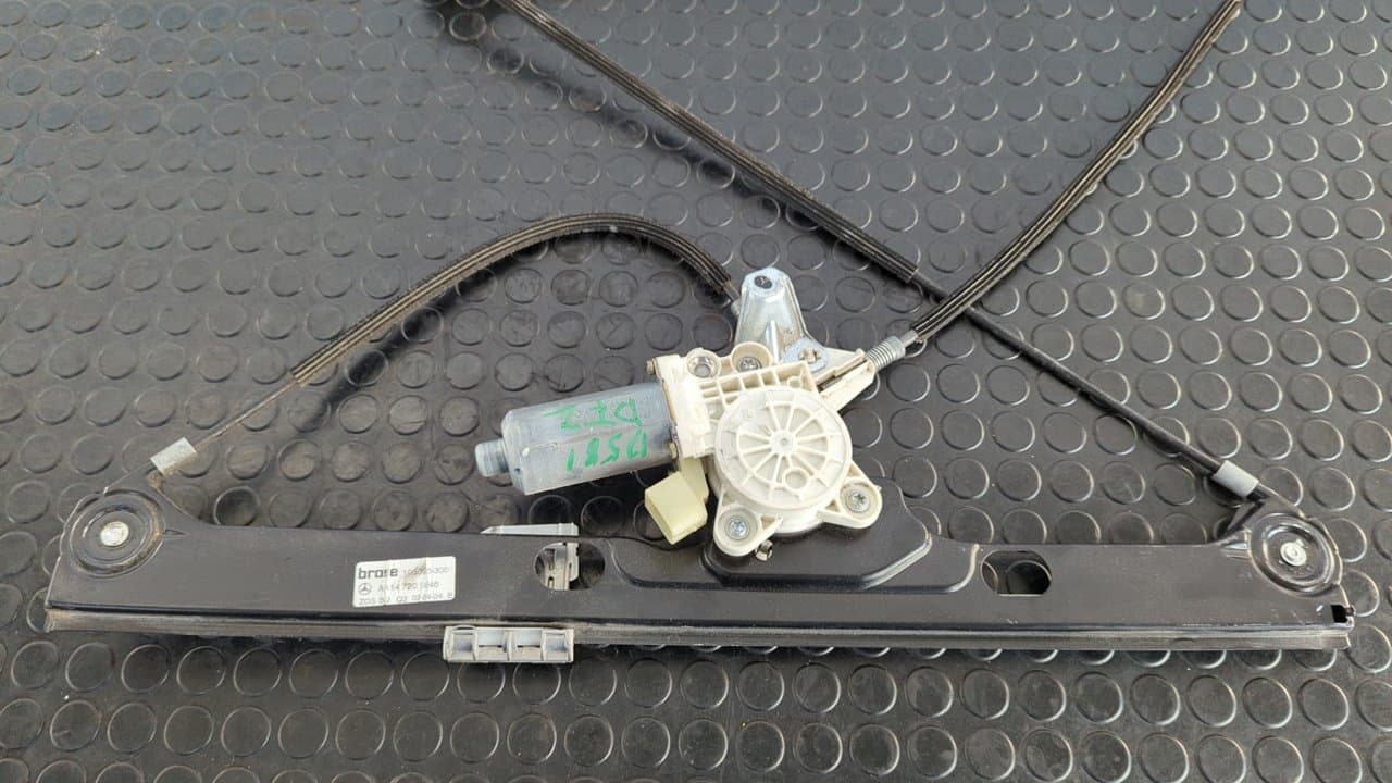 Recambio de ELEVALUNAS DELANTERO IZQUIERDO para MERCEDES-BENZ VANEO (W414) FURGONETA COMPACTA CDI (414.700) OM668914 referencia OEM IAM A4147200846  - AZUL 9