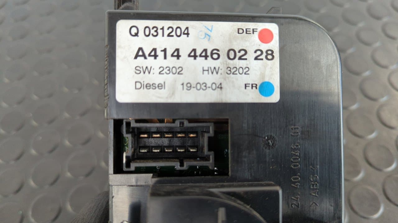 Recambio de MANDO CALEFACCION / AIRE ACONDICIONADO para MERCEDES-BENZ VANEO (W414) FURGONETA COMPACTA CDI (414.700) OM668914 referencia OEM IAM A4144460228 - AZUL 5