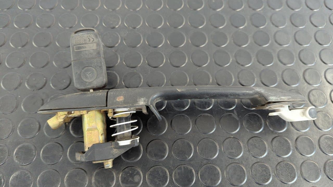 Recambio de MANETA DELANTERA IZQUIERDA para MERCEDES-BENZ VANEO (W414) FURGONETA COMPACTA CDI (414.700) OM668914 referencia OEM IAM A000760 - AZUL 5
