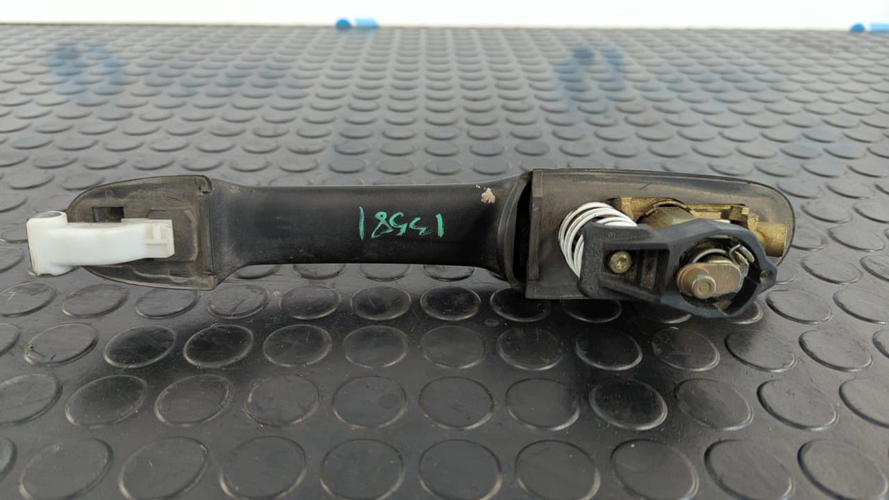 Recambio de MANETA DELANTERA IZQUIERDA para MERCEDES-BENZ VANEO (W414) FURGONETA COMPACTA CDI (414.700) OM668914 referencia OEM IAM A000760 - AZUL 2