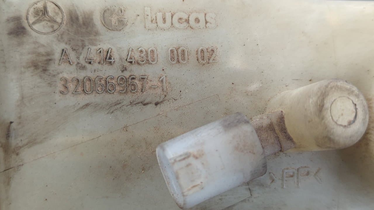 Recambio de BOMBA FRENO para MERCEDES-BENZ VANEO (W414) FURGONETA COMPACTA CDI (414.700) OM668914 referencia OEM IAM A4144300002 - AZUL 2