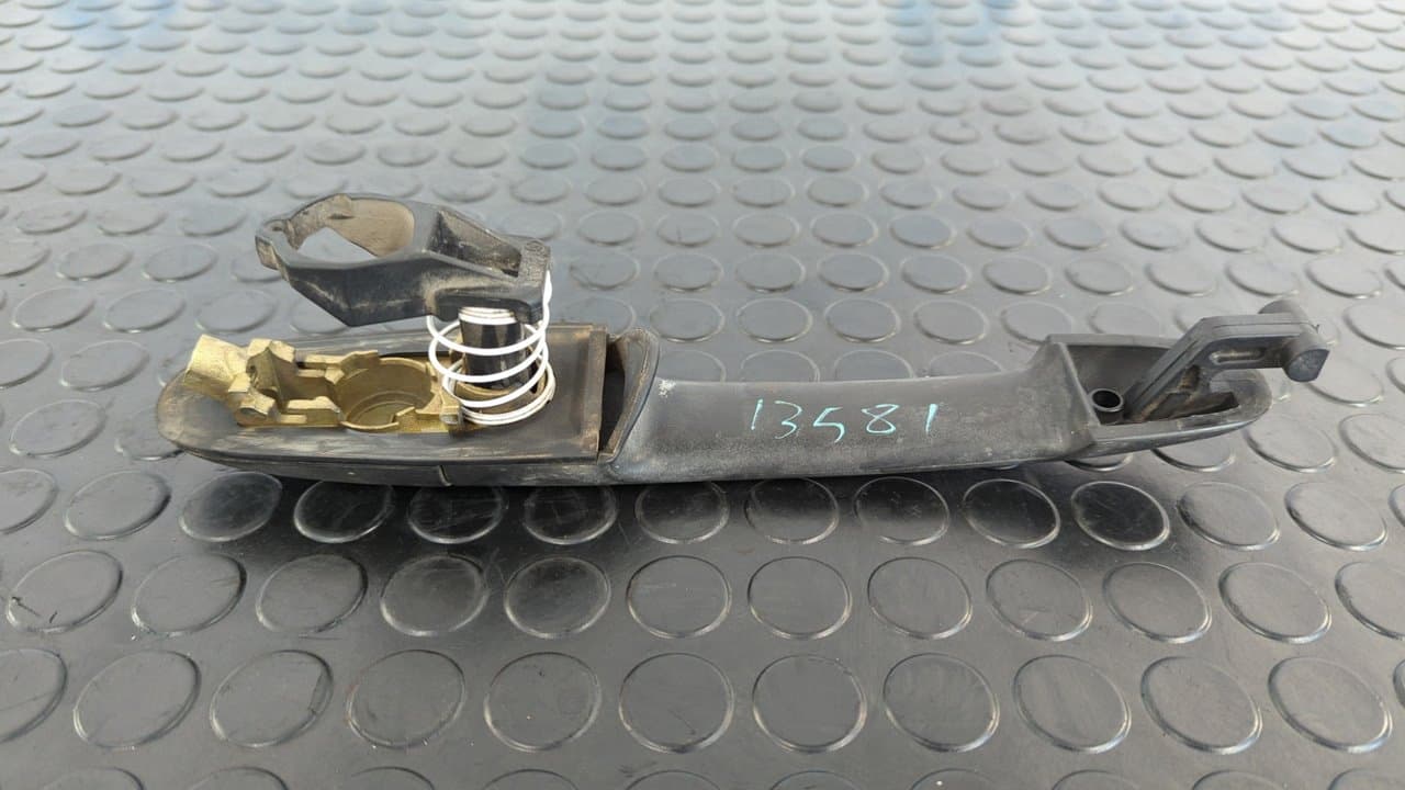 Recambio de MANETA DELANTERA DERECHA para MERCEDES-BENZ VANEO (W414) FURGONETA COMPACTA CDI (414.700) OM668914 referencia OEM IAM 0007602659FKZ  - AZUL 3