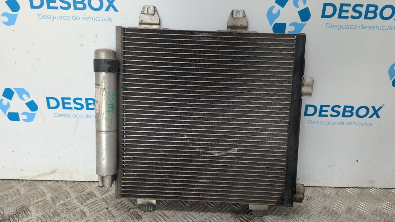 Recambio de CONDENSADOR / RADIADOR  AIRE ACONDICIONADO para TOYOTA AYGO (KGB/WNB) City 1KRFE referencia OEM IAM 884500H020 - NEGRO