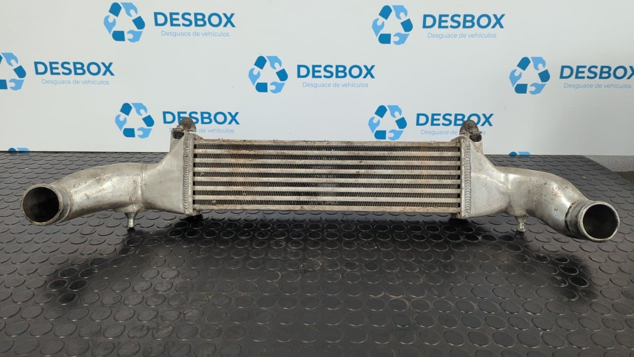Recambio de INTERCOOLER para MERCEDES-BENZ CLASE C (W202) FAMILIAR 220 T CDI (202.193) 611960 referencia OEM IAM 8ML376723031 - GRIS