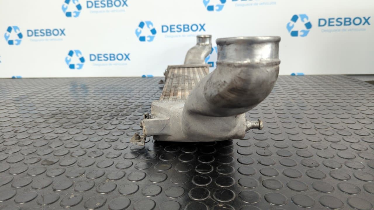 Recambio de INTERCOOLER para MERCEDES-BENZ CLASE C (W202) FAMILIAR 220 T CDI (202.193) 611960 referencia OEM IAM 8ML376723031 - GRIS 4