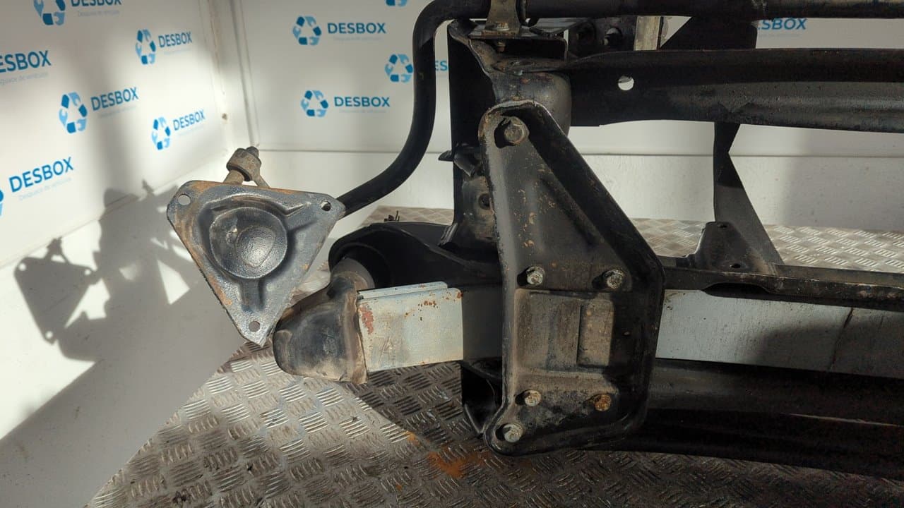 Recambio de PUENTE DELANTERO para MERCEDES-BENZ SPRINTER (W901,W903) COMBI 310 D   (903.471,472,473)   Techo elevado 602980 referencia OEM IAM 730411S113539 - BLANCO 5