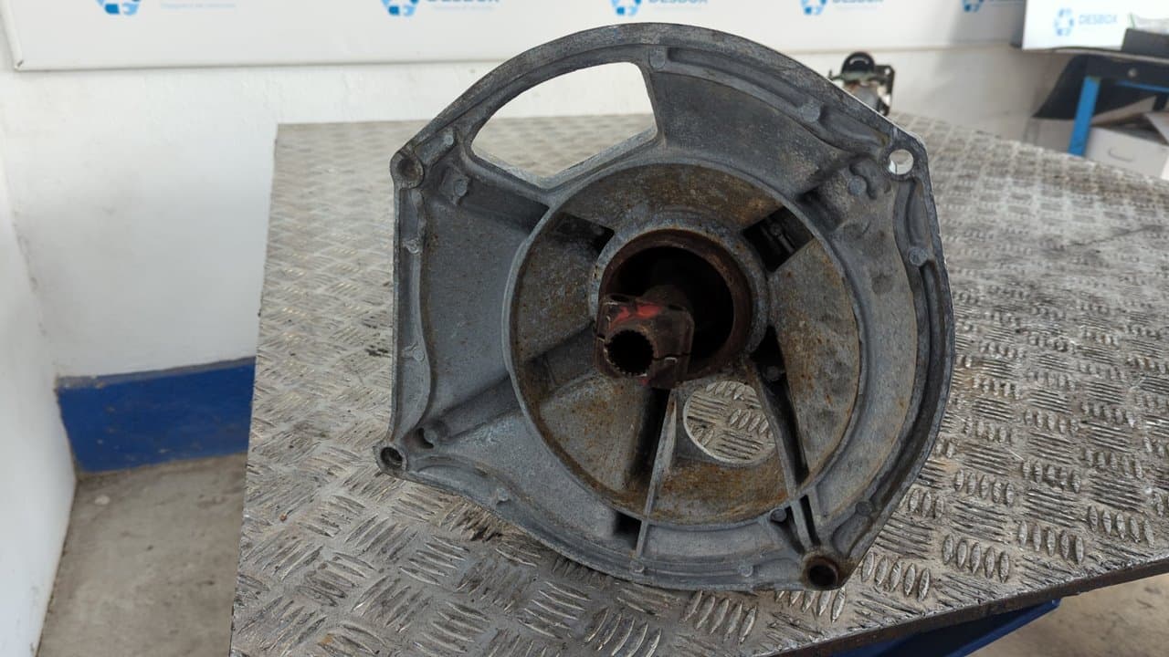 Recambio de TRANSMISION CENTRAL para PORSCHE 944 3.0 M4441 referencia OEM IAM 94442127103 3