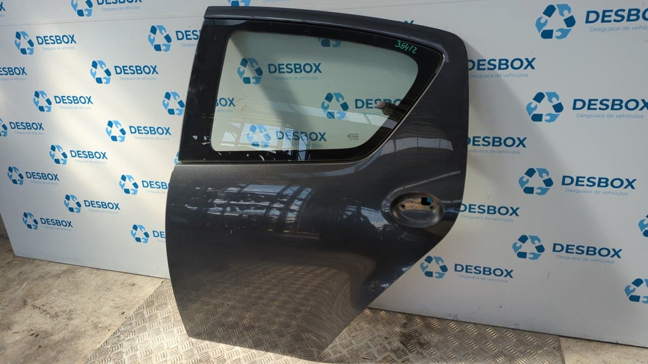 Recambio de PUERTA TRASERA IZQUIERDA para TOYOTA AYGO (KGB/WNB) City 1KRFE referencia OEM IAM   - NEGRO