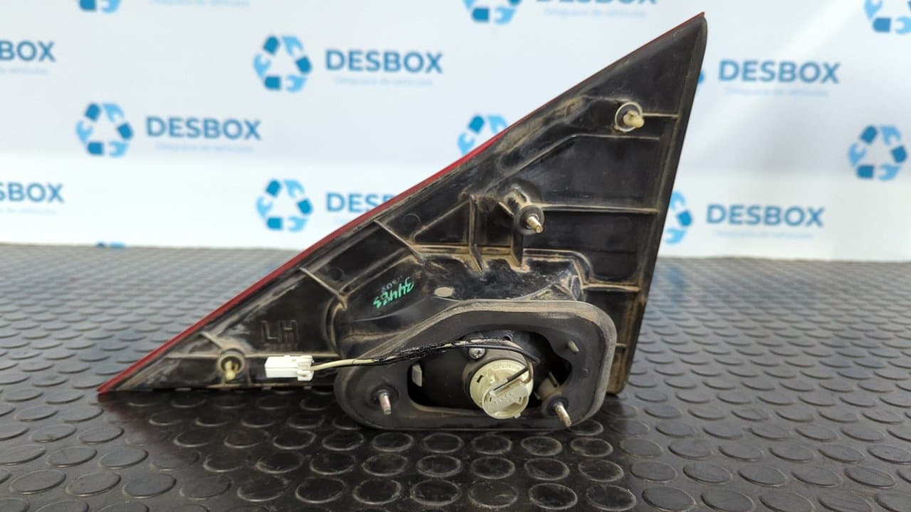 Recambio de PILOTO PORTON IZQUIERDO para SSANGYONG RODIUS Xdi Deluxe 4WD D27DT referencia OEM IAM 1081902 - PLATA 8