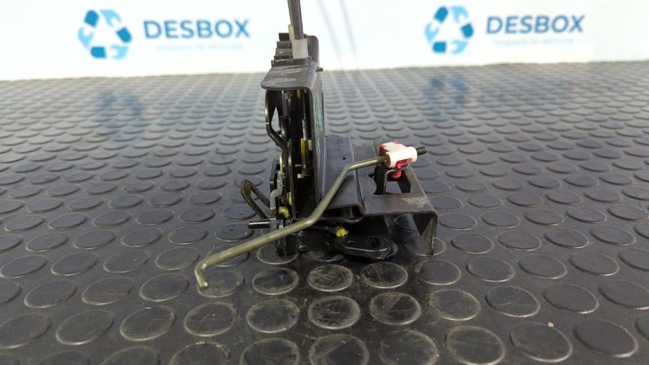 Recambio de CERRADURA PUERTA TRASERA IZQUIERDA para SSANGYONG RODIUS Xdi Deluxe 4WD D27DT referencia OEM IAM   - PLATA 4