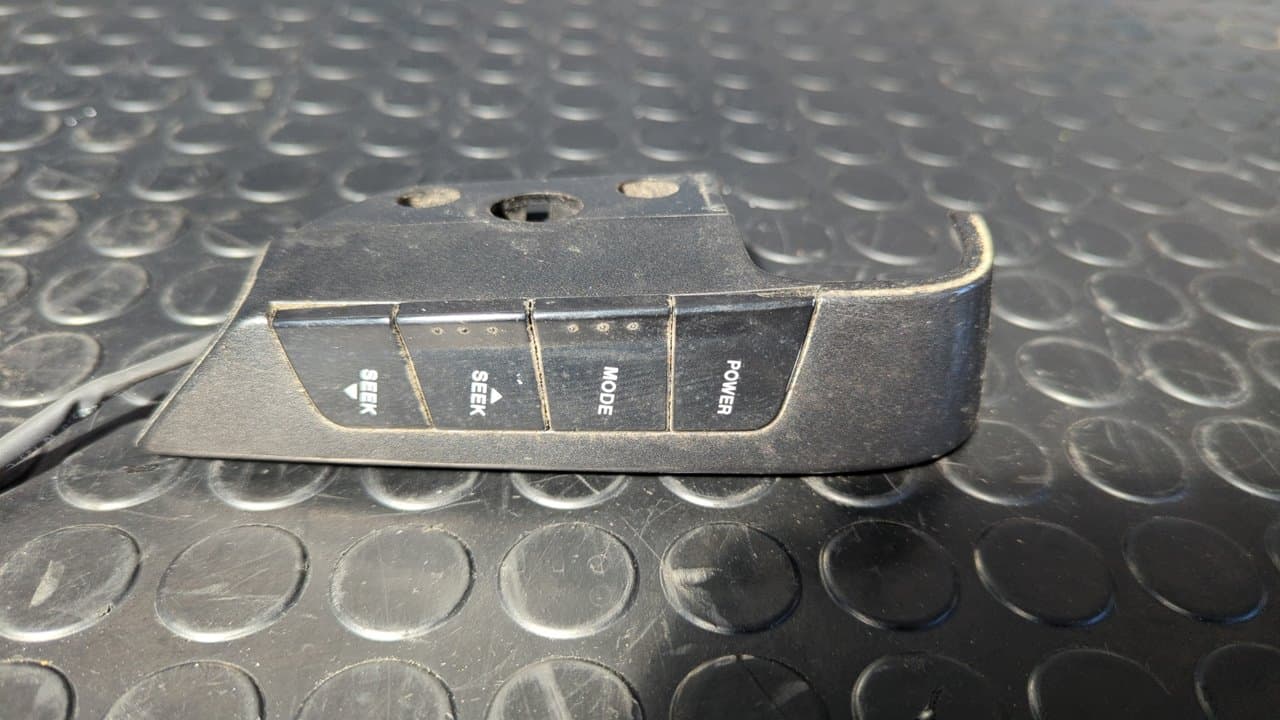 Recambio de MANDO VOLANTE para SSANGYONG RODIUS Xdi Deluxe 4WD D27DT referencia OEM IAM MJ5F050289 - PLATA 7