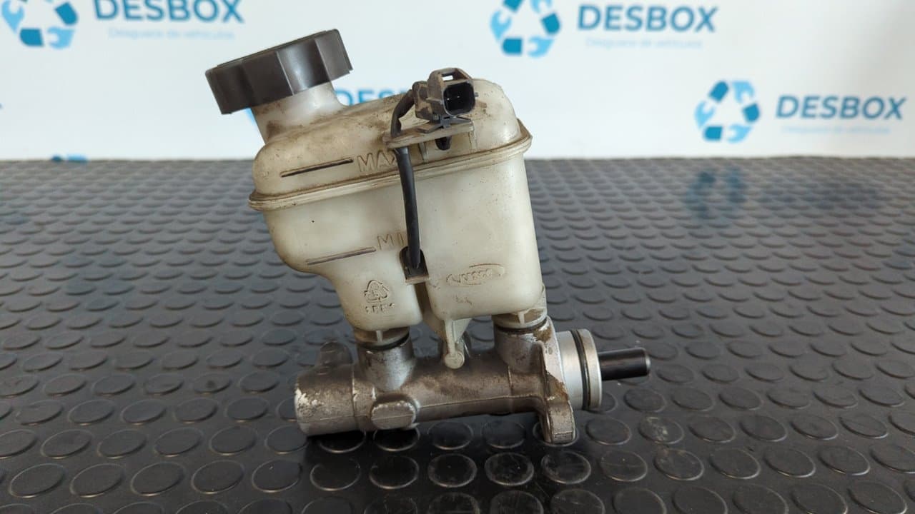 Recambio de BOMBA FRENO para KIA CARENS 2.0 CRDi EX Monovolumen D4EA referencia OEM IAM 0K2FD4340XA  - NEGRO 2