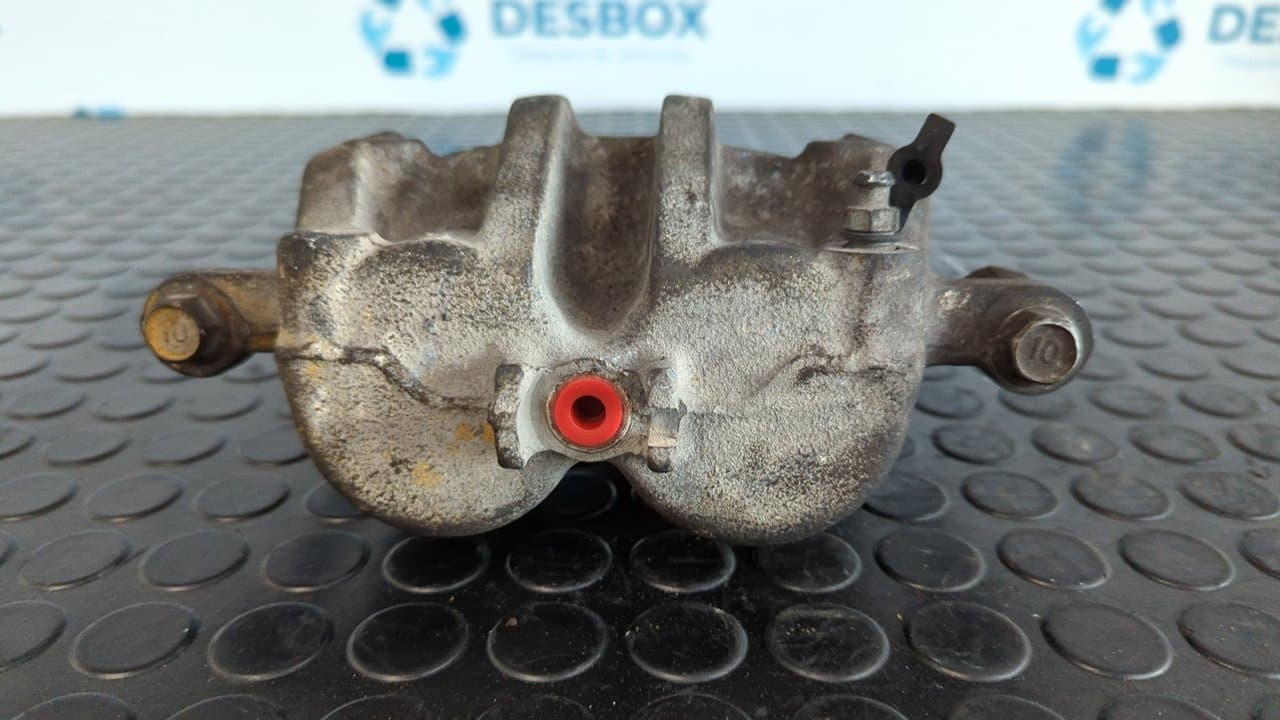 Recambio de PINZA DE FRENO DELANTERA DERECHA para SSANGYONG RODIUS Xdi Deluxe 4WD D27DT referencia OEM IAM BC140097 - PLATA 3