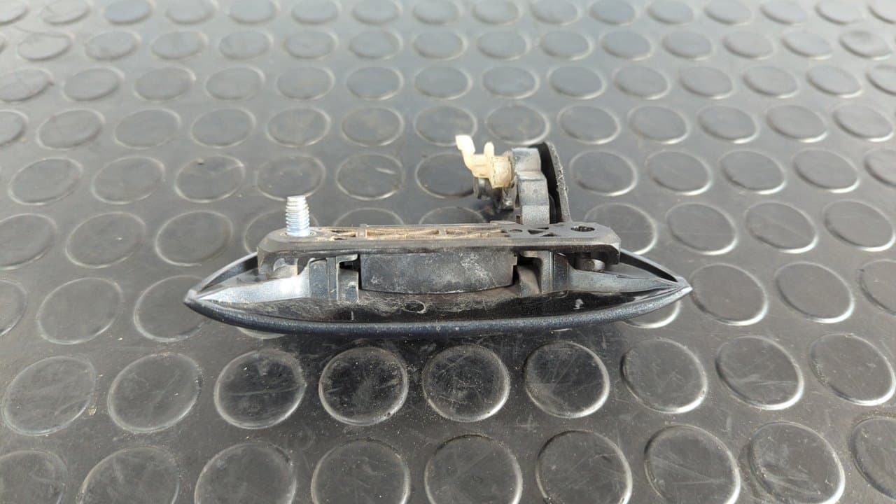 Recambio de MANETA DELANTERA DERECHA para TOYOTA AYGO (KGB/WNB) City 1KRFE - NEGRO 4