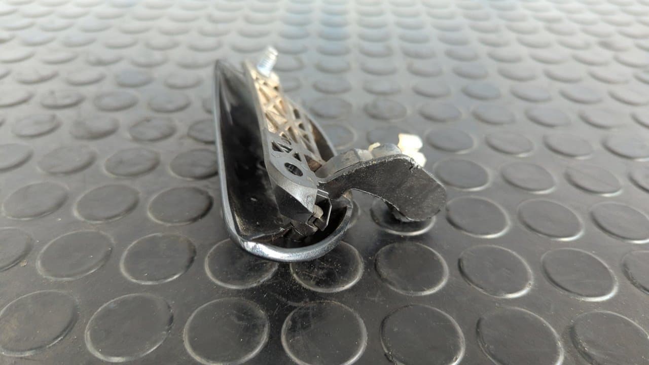 Recambio de MANETA DELANTERA DERECHA para TOYOTA AYGO (KGB/WNB) City 1KRFE - NEGRO 3