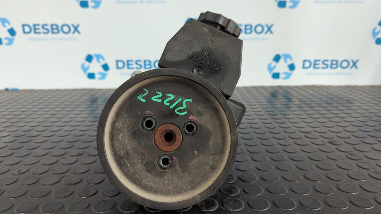 Recambio de BOMBA DIRECCION para MERCEDES-BENZ CLASE C (W202) FAMILIAR 220 T CDI (202.193) 611960 referencia OEM IAM  A6112300115 - GRIS