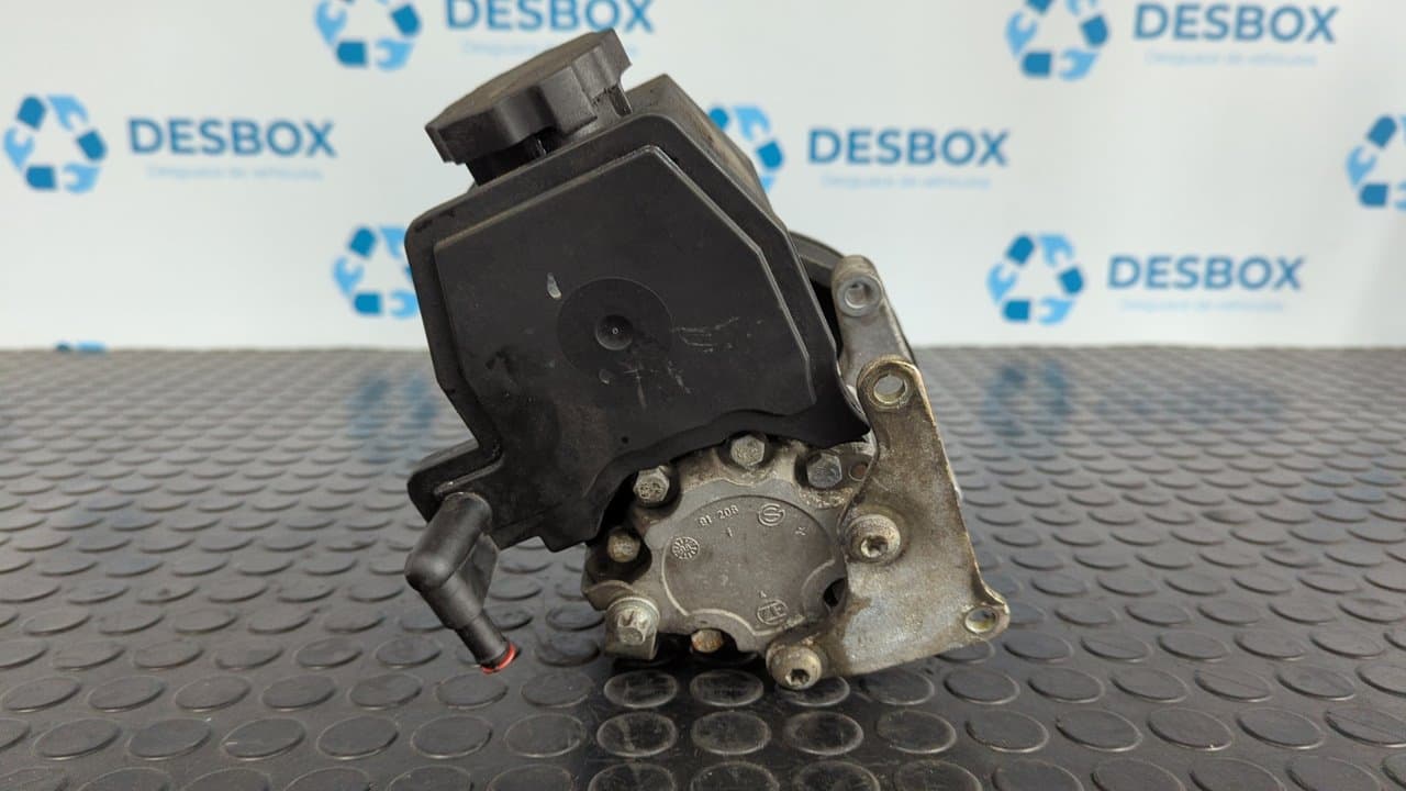 Recambio de BOMBA DIRECCION para MERCEDES-BENZ CLASE C (W202) FAMILIAR 220 T CDI (202.193) 611960 referencia OEM IAM  A6112300115 - GRIS 2