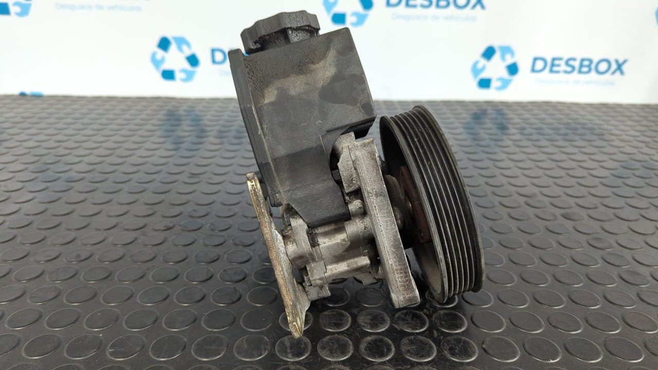 Recambio de BOMBA DIRECCION para MERCEDES-BENZ CLASE C (W202) FAMILIAR 220 T CDI (202.193) 611960 referencia OEM IAM  A6112300115 - GRIS 4