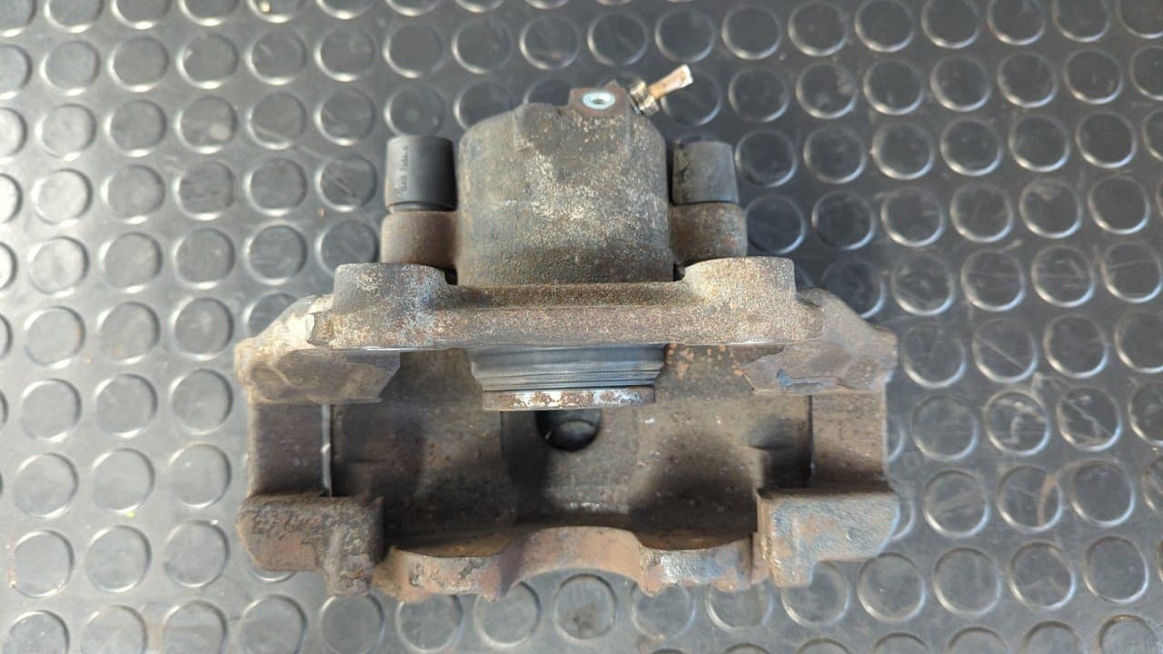 Recambio de PINZA DE FRENO DELANTERA IZQUIERDA para AUDI A6 BERLINA (4B2) 1.9 TDI AVF referencia OEM IAM ATE 886 57 - AZUL 9