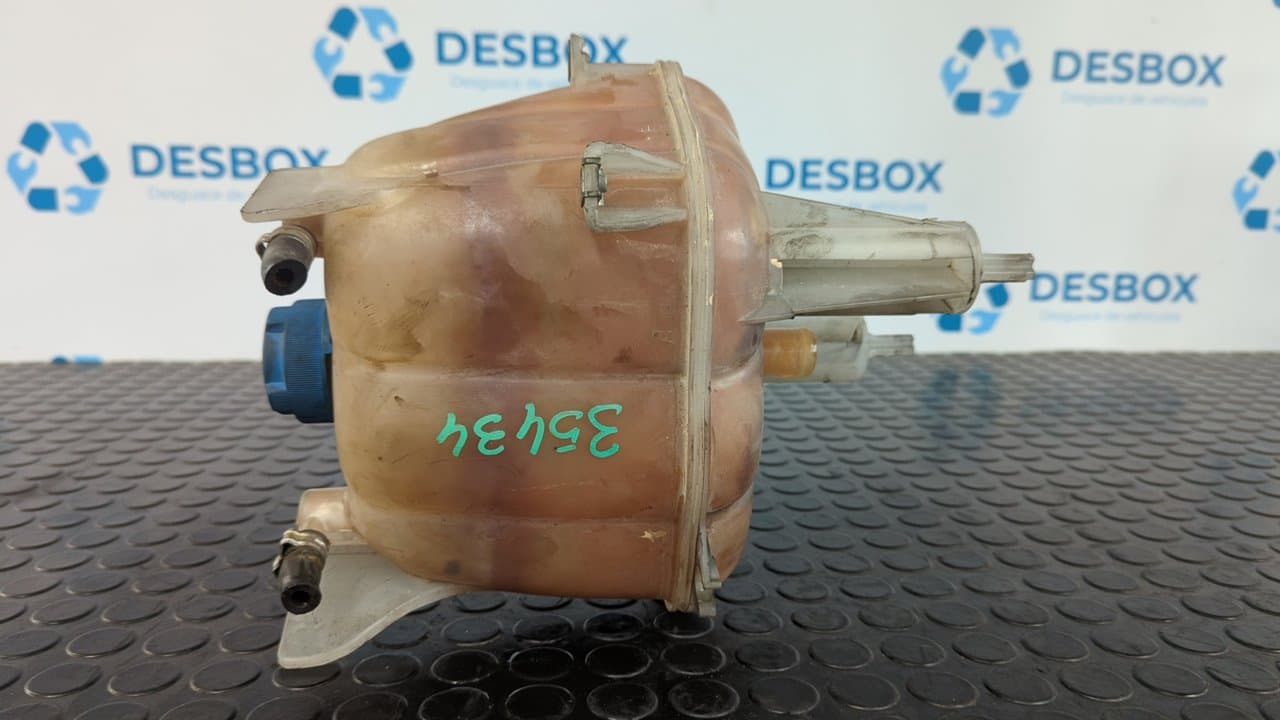 Recambio de DEPOSITO EXPANSION para PEUGEOT BOXER CAJA CERR. TECHO ELEVADO (BAT.3450)(335)(2007 =>) HDi (335) 4H03 referencia OEM IAM C705 - BLANCO 4