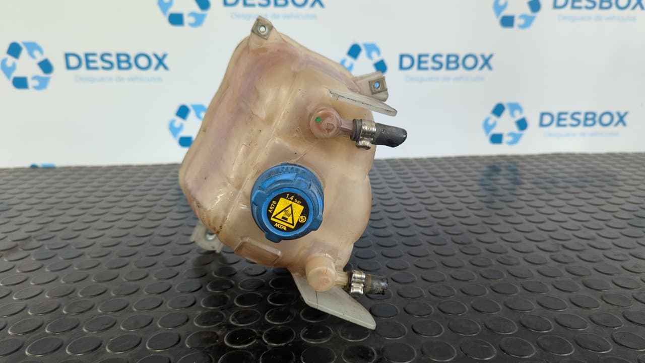Recambio de DEPOSITO EXPANSION para PEUGEOT BOXER CAJA CERR. TECHO ELEVADO (BAT.3450)(335)(2007 =>) HDi (335) 4H03 referencia OEM IAM C705 - BLANCO 2